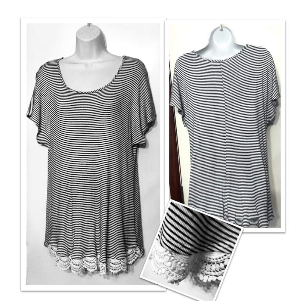 Black & White Striped Lace Hem Swing Tunic Top 1X - Picture 3 of 4